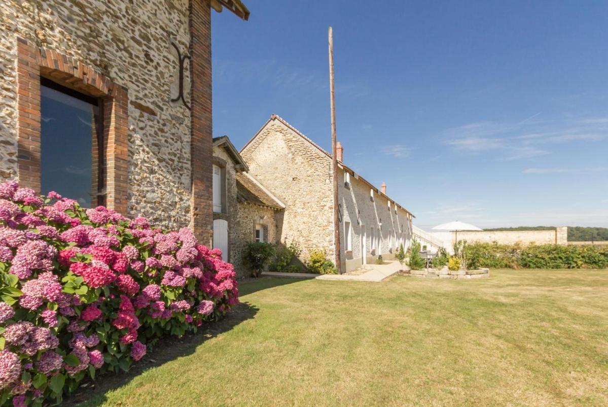 La Ferme De Presles * Menainville