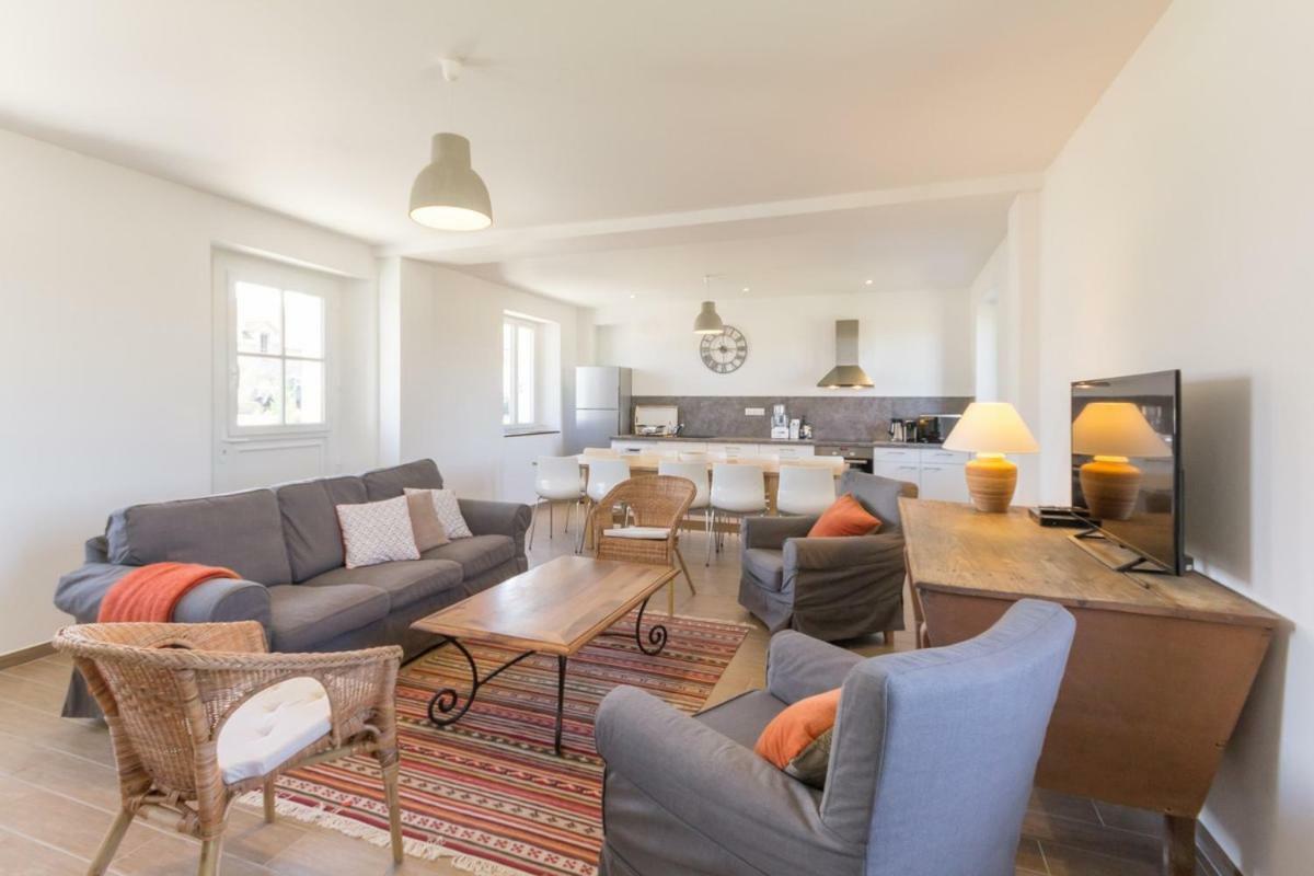La Ferme De Presles Holiday home Menainville